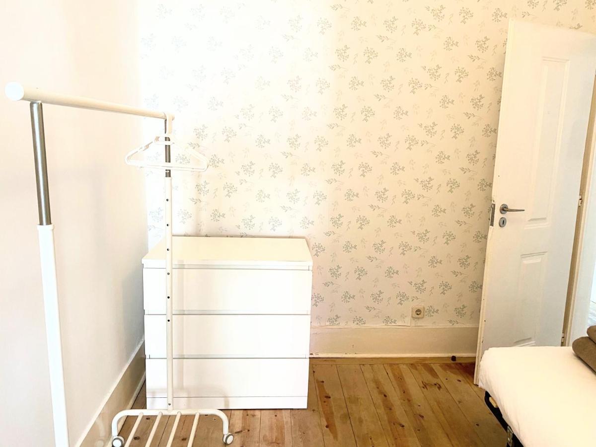 Portuguese Apartment In The Heart Of Lisbon Luaran gambar